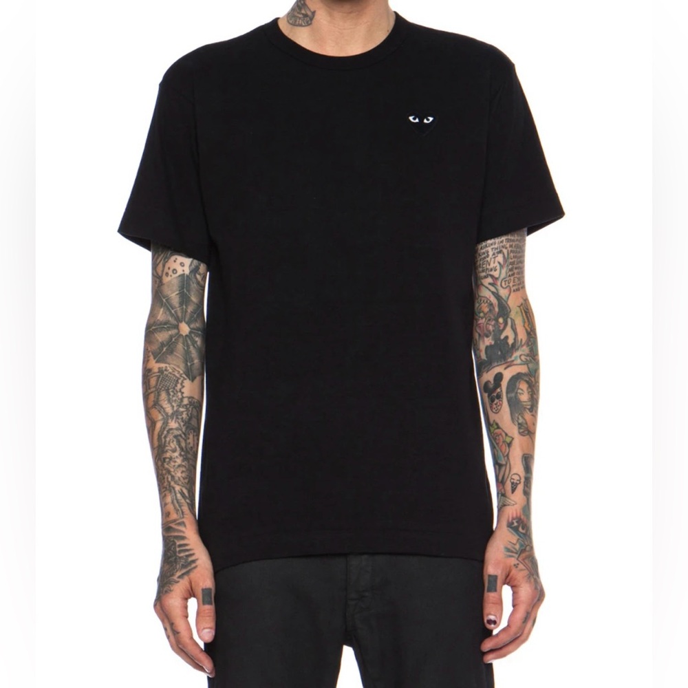 Comme des Garçons PLAY t-shirt 🖤